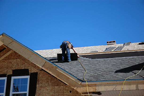 Best Best Roofing Contractors  in Lanark, IL